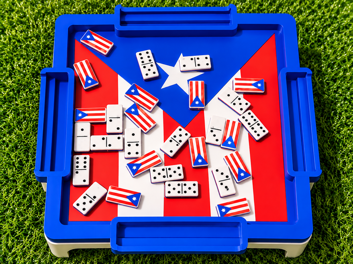 Mesa Mini de Dominó Puerto Rico – Incluye Dominós 🇵🇷